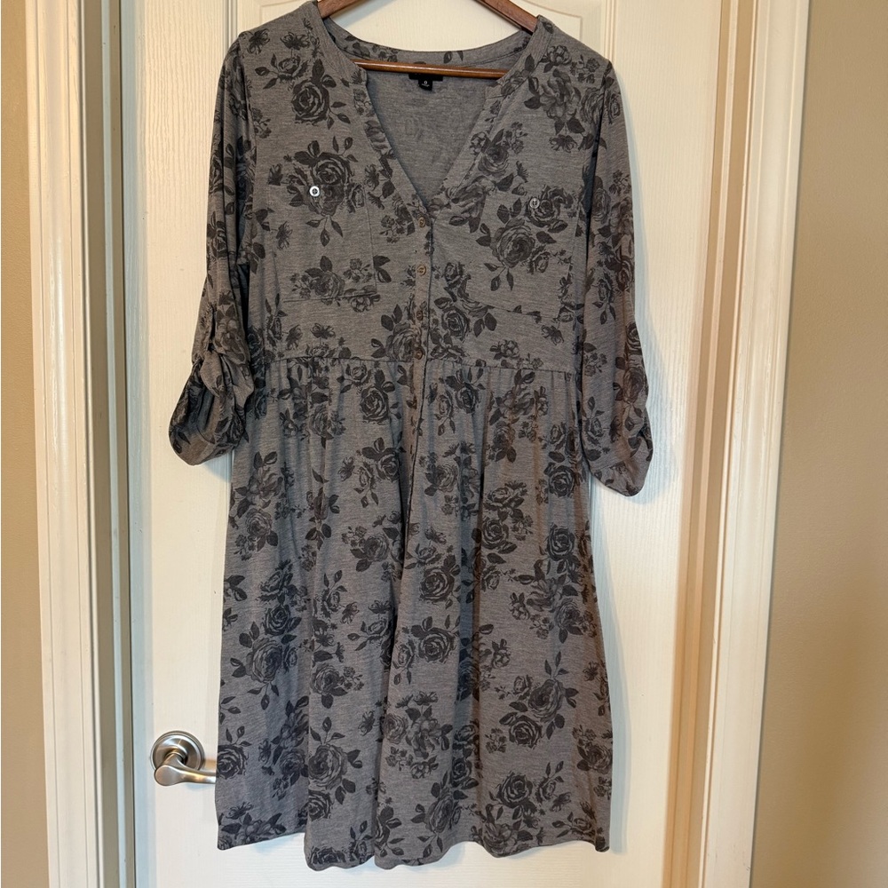 Torrid Gray Floral V-Neck Tunic Dress